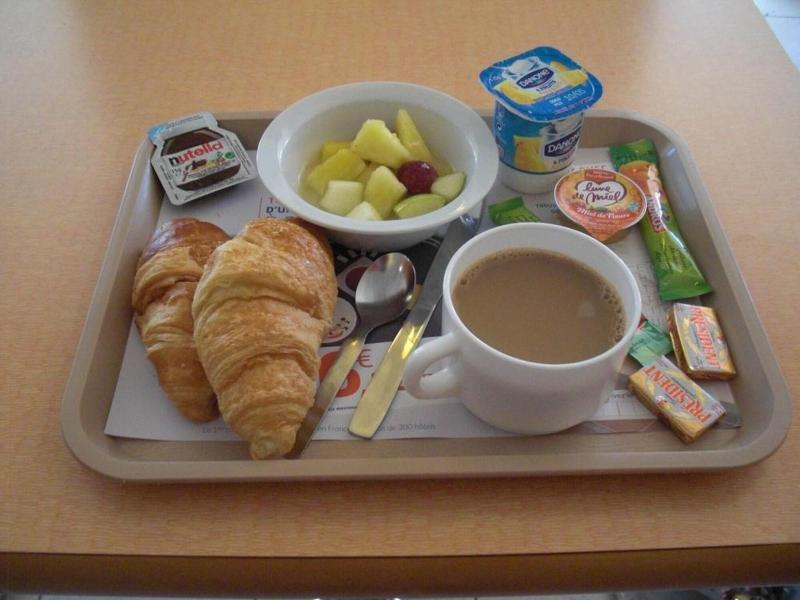 Ibis Budget Orleans Nord Saran Exterior foto